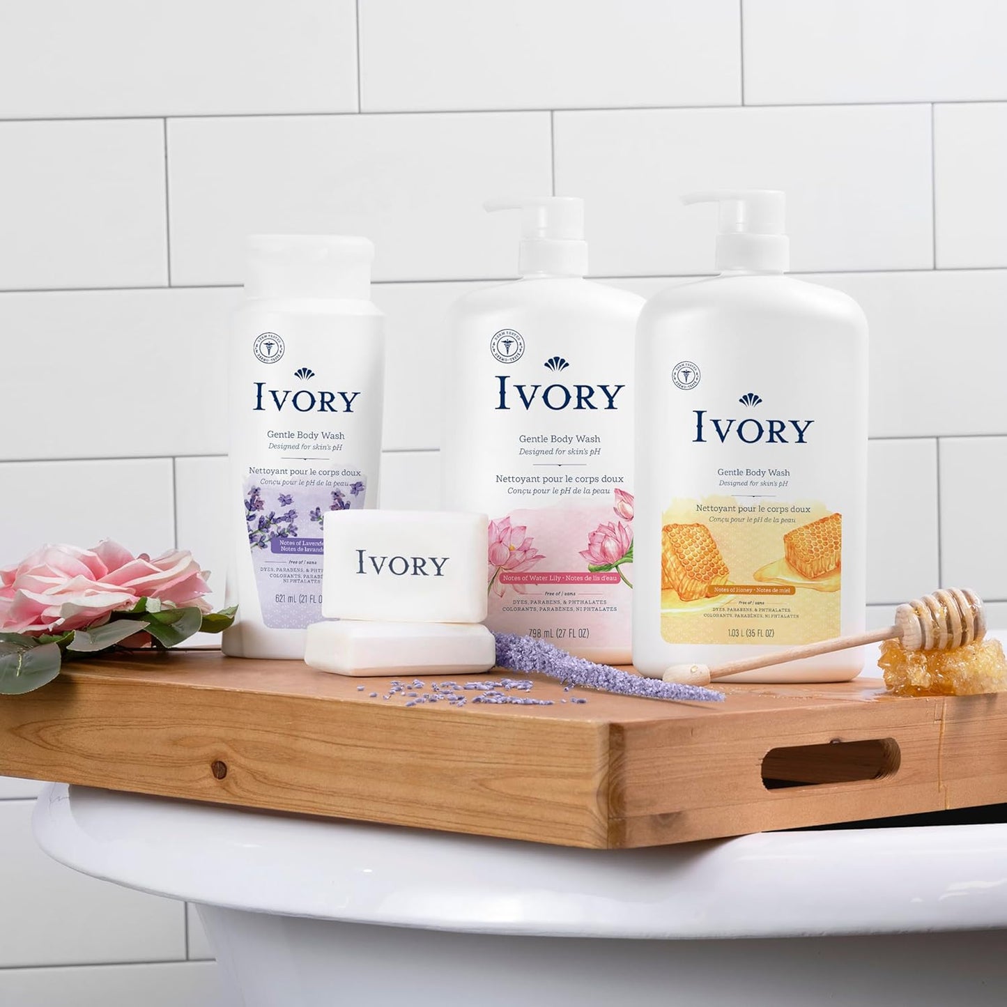 Ivory Gentle Bath Bar Soap, Designed for Whole Family, 99.44% Pure Formula with Plant-Based Cleansers, Made Without Heavy Perfumes, Parabens or Phthalates, Original Scent, 4.0 oz (4 Count)
